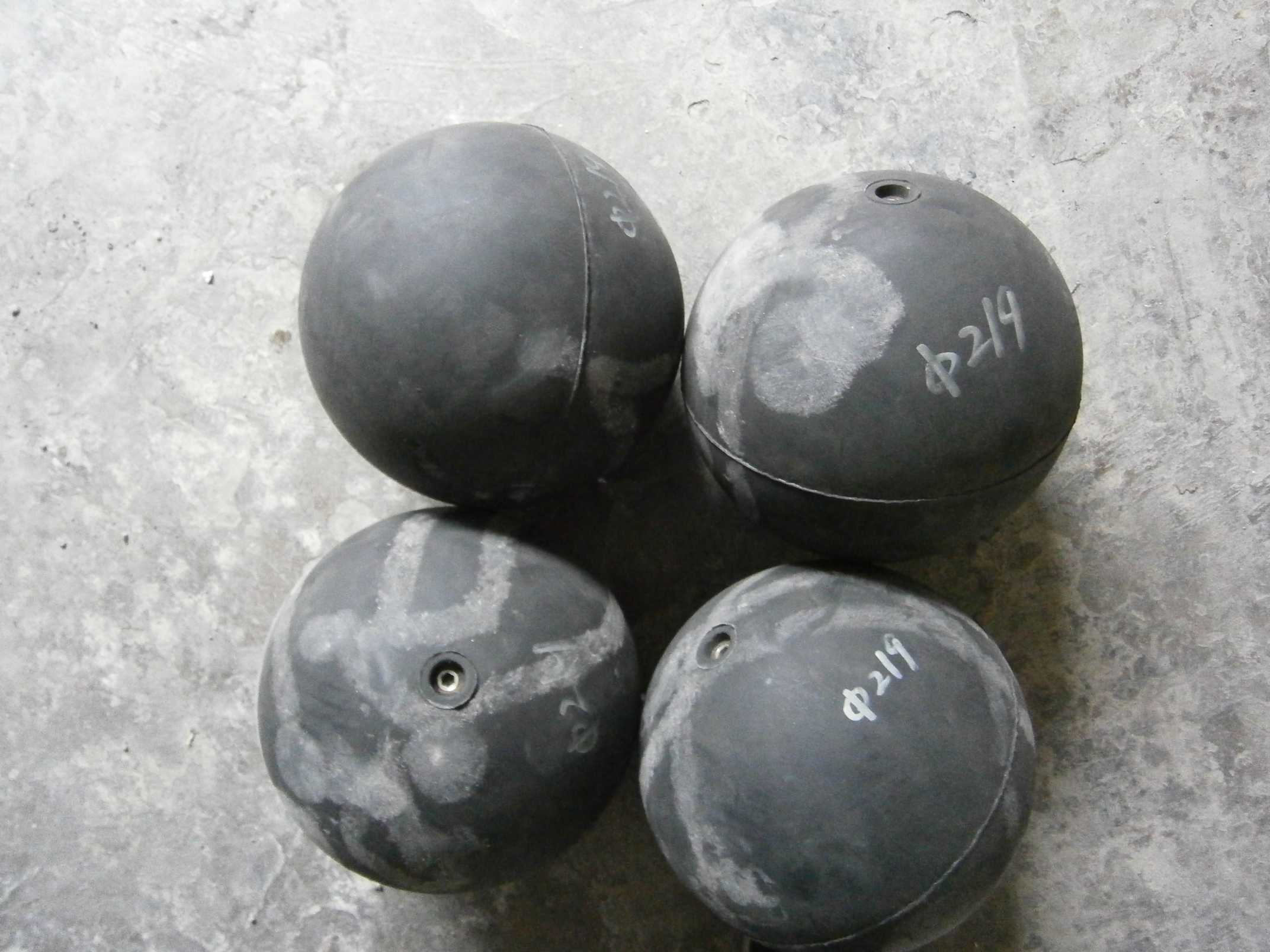 如何清洗橡胶管_橡胶清管球_管道式胶球清洗装置