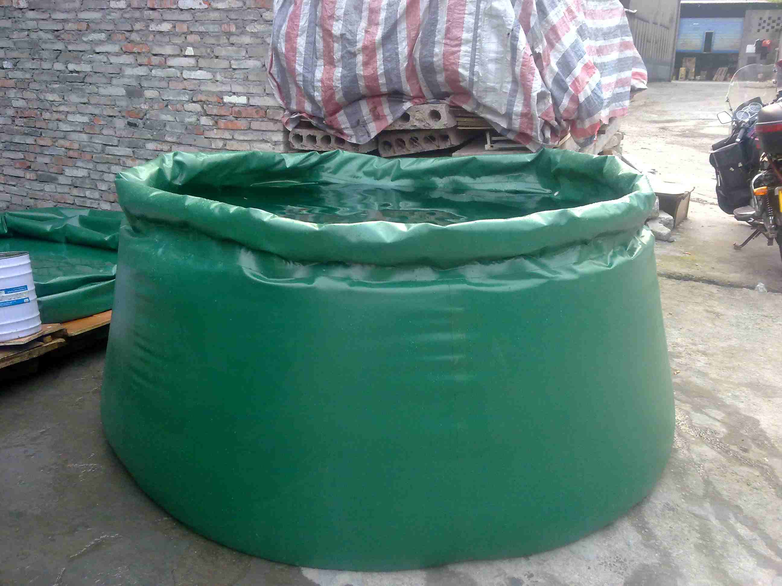 蓄水池坡度_斜坡储水池_水池斜坡浇筑视频