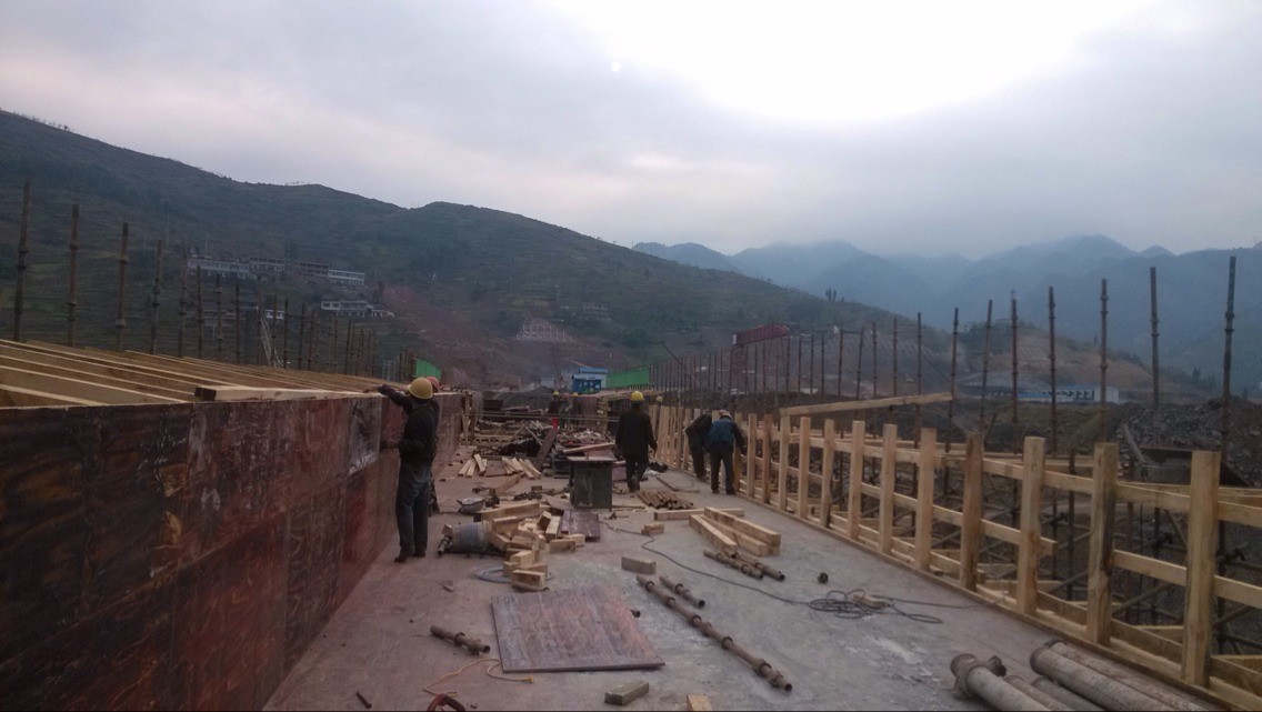 试压水囊_防喷器关闭后试不住压_水管家净水器无压桶一款